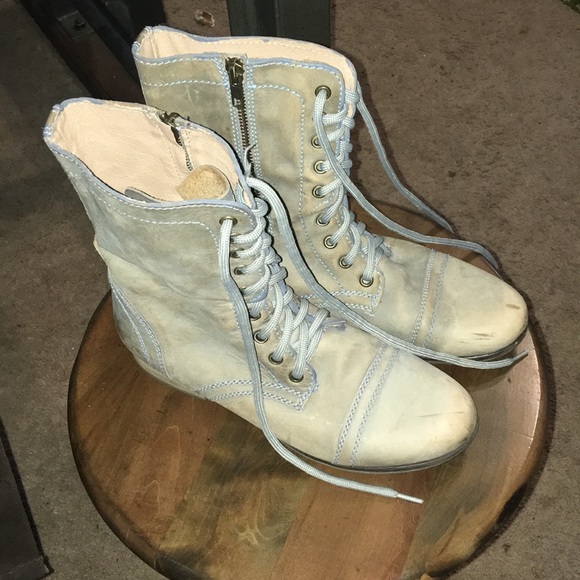 Steve Madden Shoes - Troopa by Steve Madden